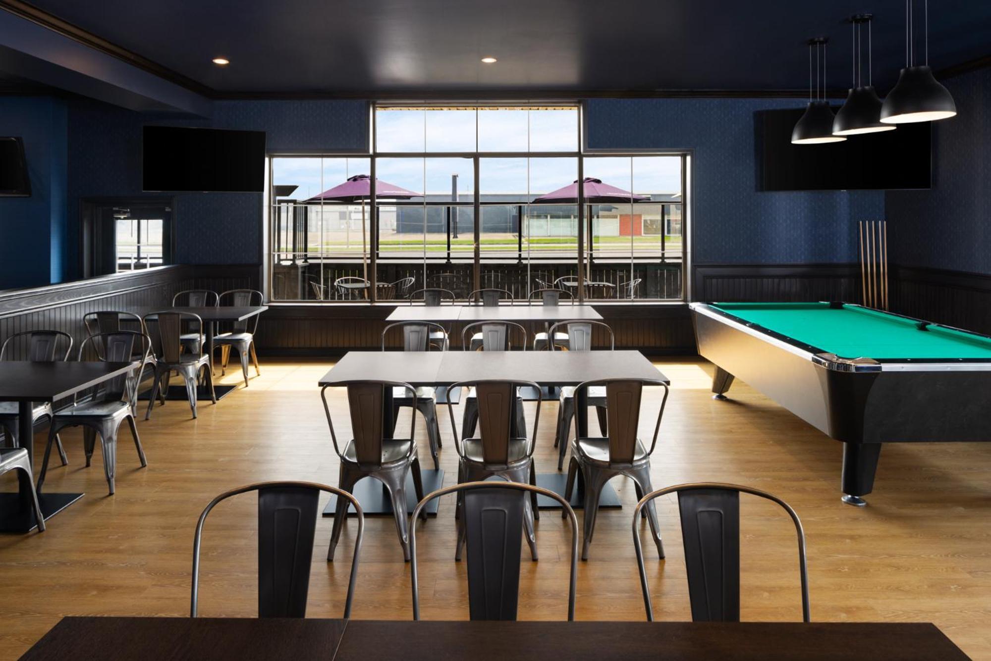 Four Points By Sheraton Edmonton South Екстер'єр фото