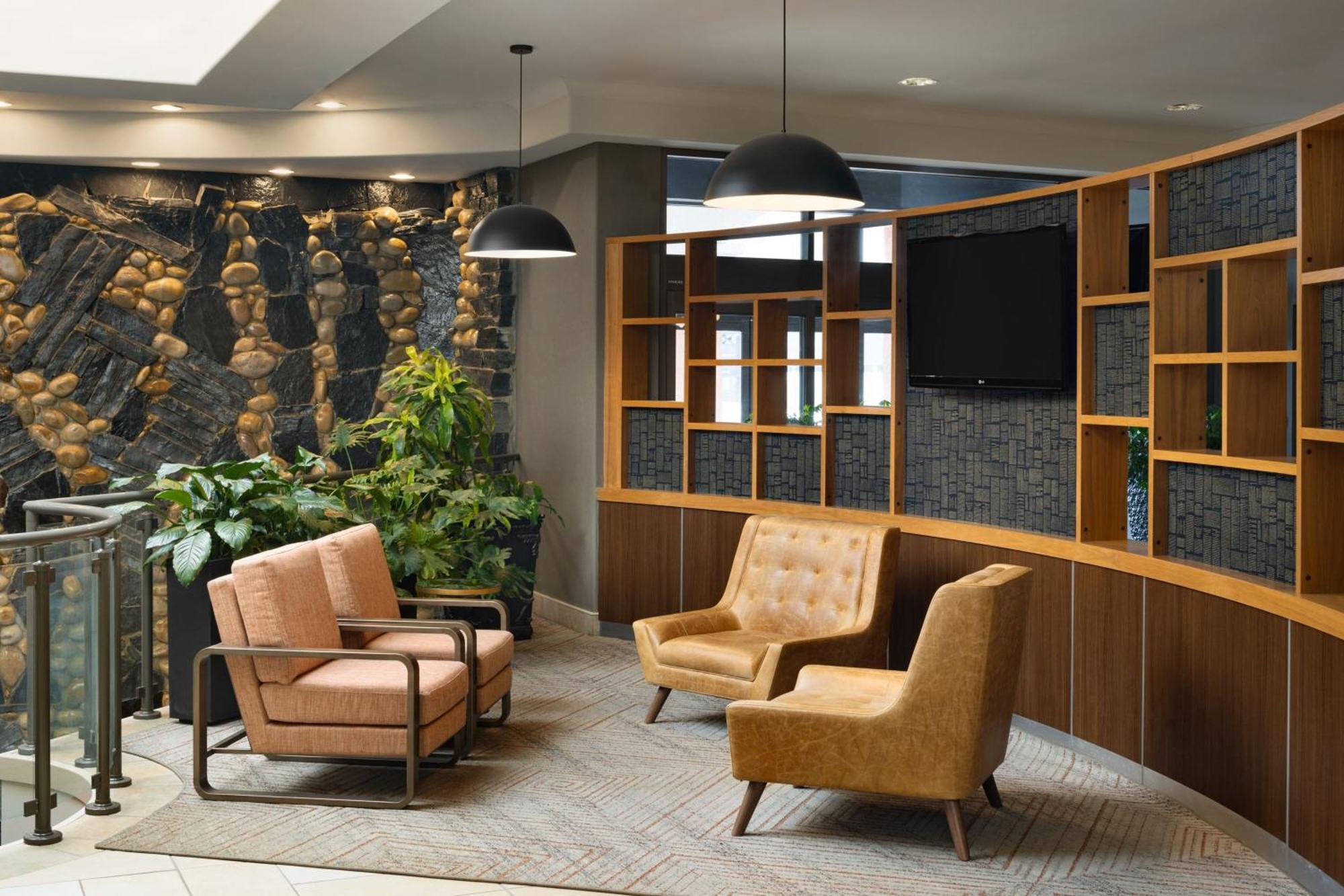 Four Points By Sheraton Edmonton South Екстер'єр фото